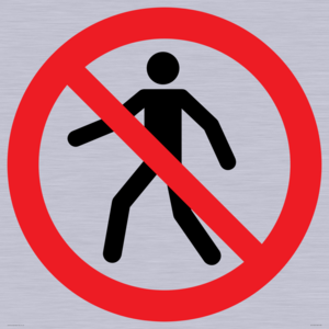 P004 Prohibition: No thoroughfare